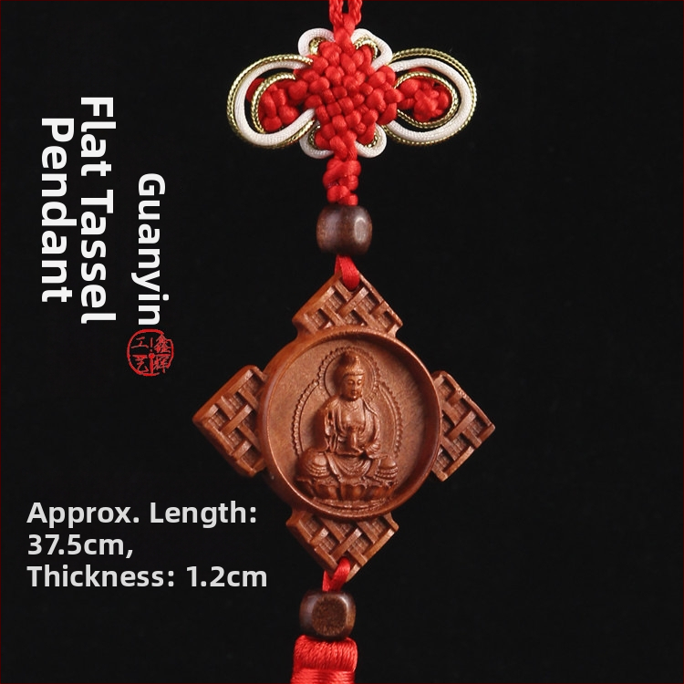 Medinis automobilio pakabukas iš persiko medienos su Pixiu, Guan Gong ir Guanyin — tradicinio Kinų stiliaus vidaus automobilių dekoravimas