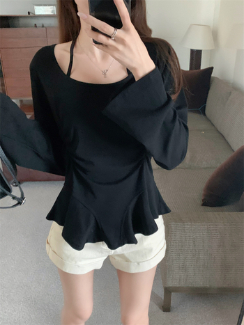 Pamut-elasztán keverék hosszú ujjú felső kerek nyakkal, egyszínű, kollázs/összevágott dizájn, laza japán-koreai stílus.