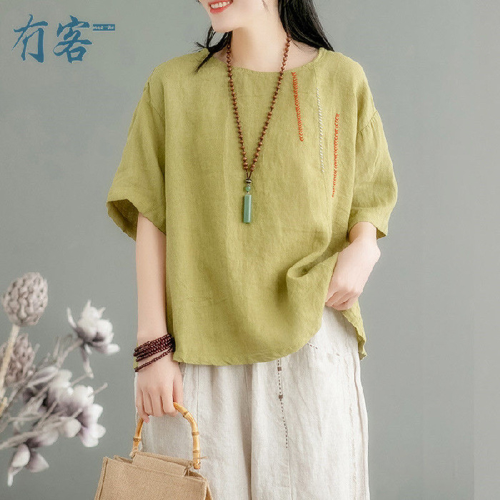 Vezeni T-majica od pamuka i lana, okrugli izrez, kratki rukavi, udoban kroj, jednobojna boja, Ljeto 2024