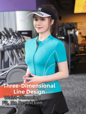 Sieviešu īss piedurknu sporta tops ar rāvējslēdzēju — ātri žūstošs poliesters ar elastānu, slaids piegriezums, piemērots jogai un skriešanai
