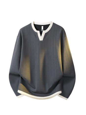 Meeste vaba lõikega pikkade varrukatega T-särk V-kaelusega, värvikombinatsiooni muster, polüesteri segu.