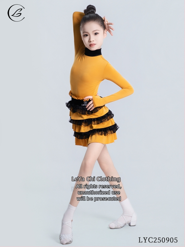 Latīņu deju apģērbs - Ziemas 2025, kristāla kaņepju audums, poliesters 90–95%, salds stils (Ziemas 2025; kristāla kaņepju audums; Poliesters 90–95%; Salds stils)