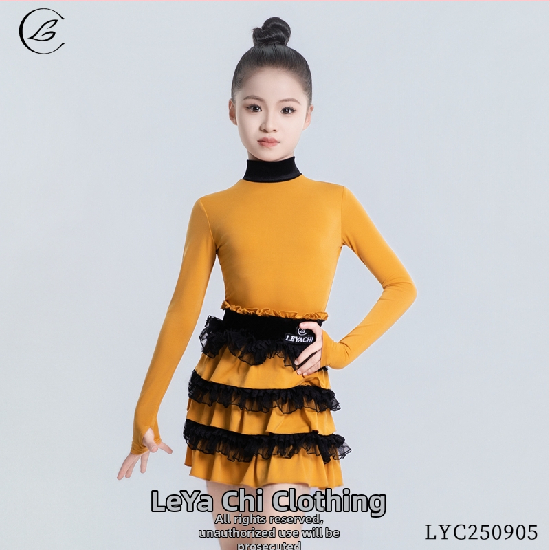 Latīņu deju apģērbs - Ziemas 2025, kristāla kaņepju audums, poliesters 90–95%, salds stils (Ziemas 2025; kristāla kaņepju audums; Poliesters 90–95%; Salds stils)