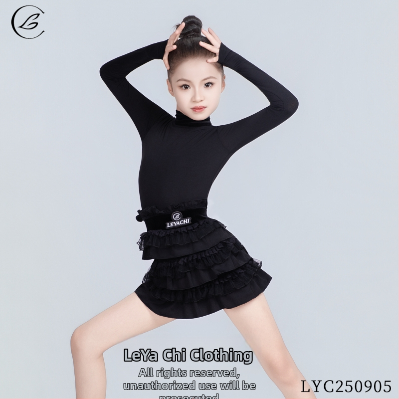 Latīņu deju apģērbs - Ziemas 2025, kristāla kaņepju audums, poliesters 90–95%, salds stils (Ziemas 2025; kristāla kaņepju audums; Poliesters 90–95%; Salds stils)