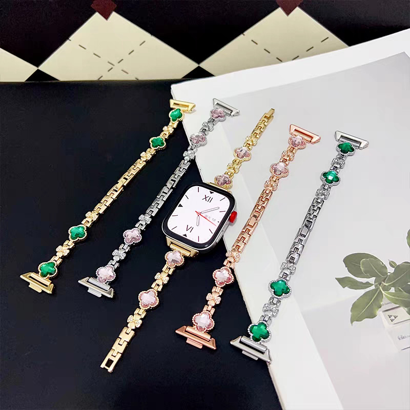 Kovový remienok pre Apple Watch s dizajnom štvorlístka a diamantovými detailmi, značky Burei, kompatibilný s Apple Watch Ultra/SE/Series 1–10