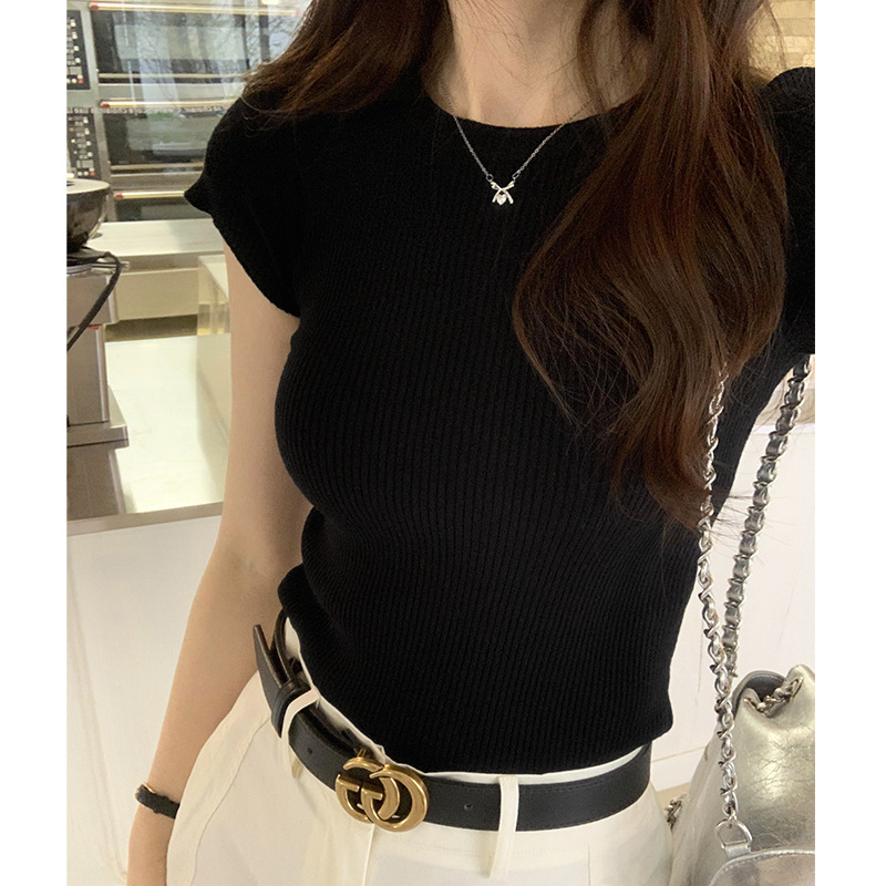 Дамски плетен топ-пуловер Slim fit, от вискоза, съдържание на вискоза 50–70%, 3/4 ръкави, кръгло деколте