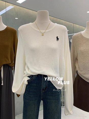 Top tricotat pentru femei, culoare uni, guler rotund, mâneci lungi, croială lejeră, amestec bumbac-poliester, stil elegant urban, toamnă 2025