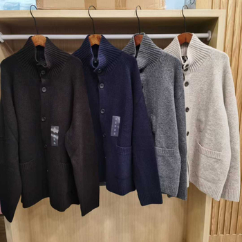 Cardigan tricotat – guler rotund, mâneci lungi, croială liberă, amestec acrilic-poliester, toamna 2025