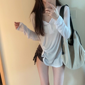 Milk Silk tričko s dlhými rukávmi, V-krk, koláž/šitie, voľný strih