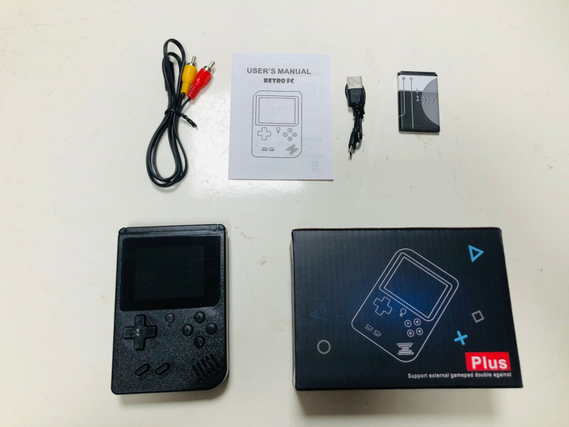 Portatīvā retro spēļu konsole, 40-in-1, diviem spēlētājiem, iebūvēta atmiņa, USB un AV izejas, MP4 video atskaņotājs