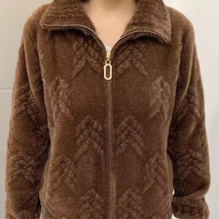 Дамско късо яке от Chenille имитация Mink Velvet, подплатено флисом, 3/4 ръкав, квадратна яка