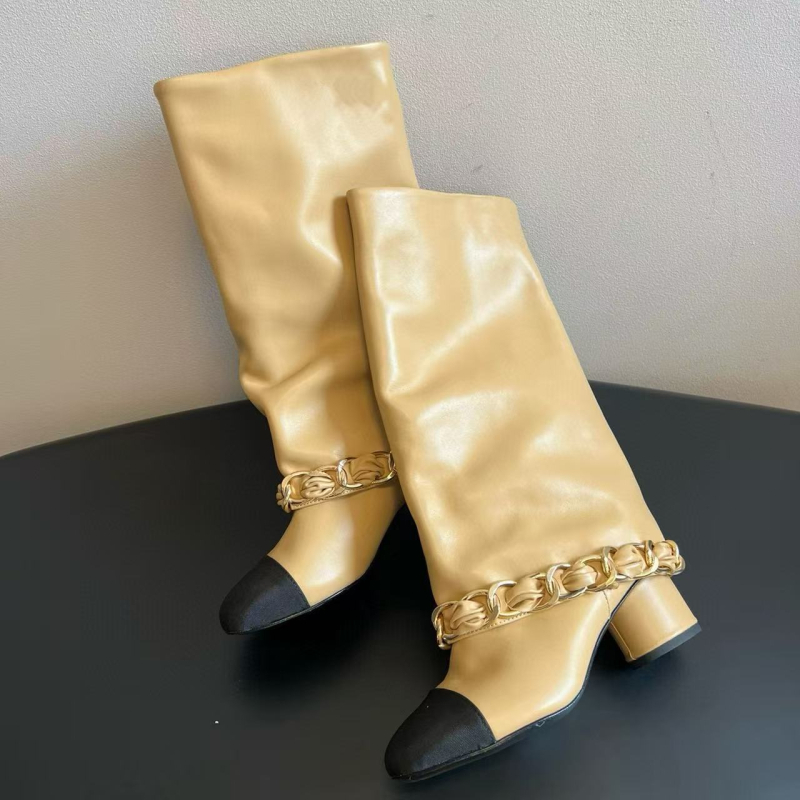 Kožené jazdecké čižmy, okrúhla špička, vysoké holene, výška päty 3-5 cm