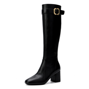 Dámske rytierovské čižmy s prackou, nadkolenné, okrúhla špička, hrubý podpätok 6-8 cm, zadný zips