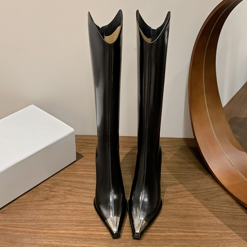 Μπότες μέχρι το γόνατο από γνήσιο δέρμα, μυτερή μύτη, χοντρό τακούνι 6–8 εκ, φερμουάρ πίσω