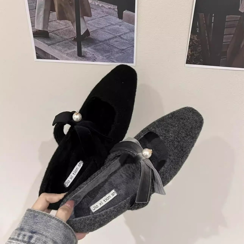 Topánky Mary Jane, štvorcový nos, semišový vrch, nízky podpätok, vnútorná výstelka z umelej kožušiny, slip-on zapínanie
