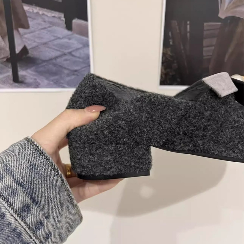 Topánky Mary Jane, štvorcový nos, semišový vrch, nízky podpätok, vnútorná výstelka z umelej kožušiny, slip-on zapínanie