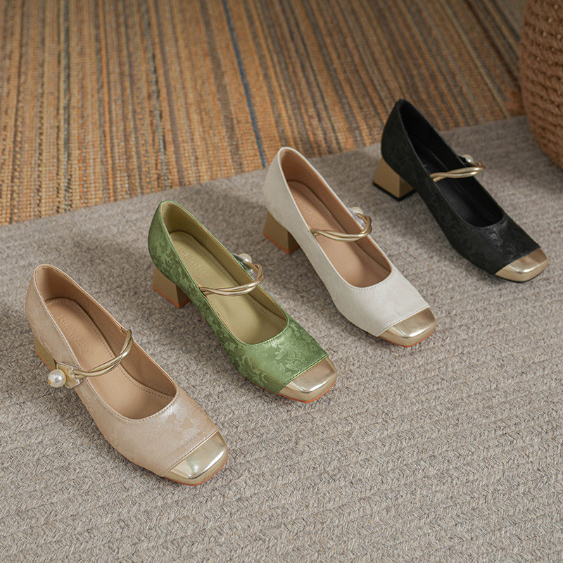 Γυναικεία παπούτσια Mary Jane, τετράγωνη μύτη, υλικό επάνω: super fiber, υλικό εσωτερικό: super fiber, μεσαίο τακούνι (3–6 εκ), σόλα από καουτσούκ