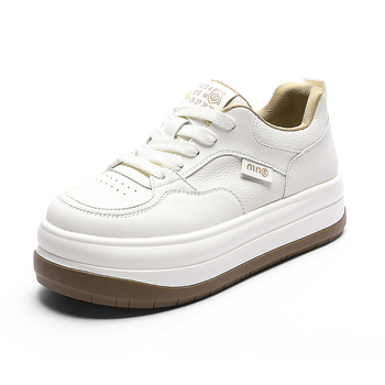 Casual γυναικεία αθλητικά παπούτσια με υπερ-ελαφριά μαλακή σόλα, επάνω μέρος από δέρμα χοίρου, επένδυση από δέρμα Νάπα, στρογυλμένη μύτη, σόλα με μεμβράνη ενυδάτωσης, κλείσιμο με κορδόνια