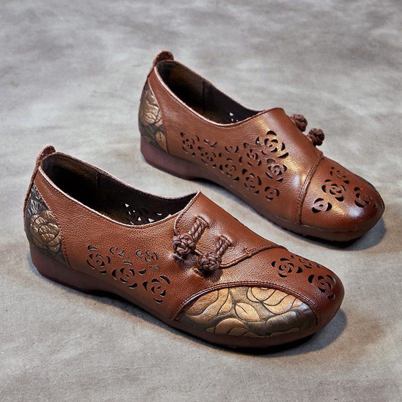 Γυναικείες επίπεδες παπούτσια με στρογγυλό δάχτυλο, αναπνεύσιμο επάνω μέρος από πρώτο στρώμα βοδινού δέρματος, σόλα από τένοντα βοδινού, κούμπωμα με αγκράφα