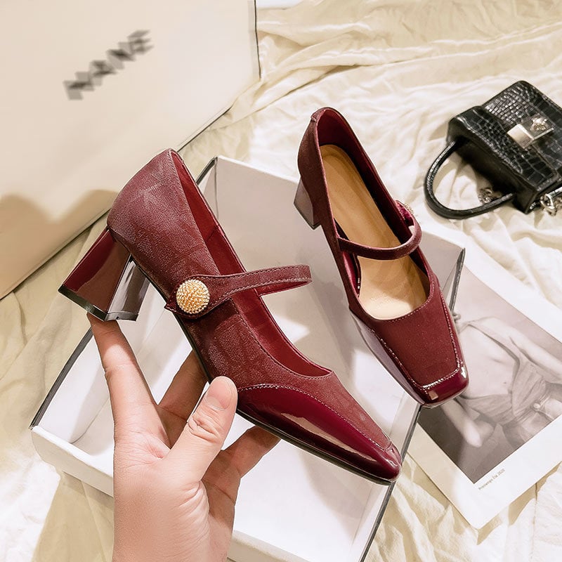 Mary Jane dámske lodičky s hranatým špičkou, 3-5 cm hrubá päta, zapínanie na suchý zips, nízky horný diel
