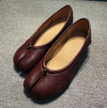 Női Mary Jane cipők — kerek orr, vastag sarok, sarokmagasság 3–6 cm, felső rész: szuper rost