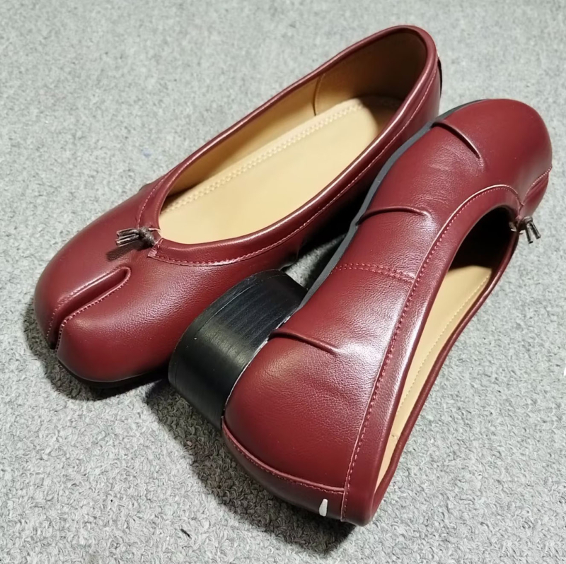 Női Mary Jane cipők — kerek orr, vastag sarok, sarokmagasság 3–6 cm, felső rész: szuper rost