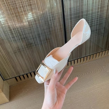 Dámske ploché topánky so štvorcovým nosom, vrchnok z hovädzej kože, nízky podpätok, stielka z prírodnej kože, slip-on štýl