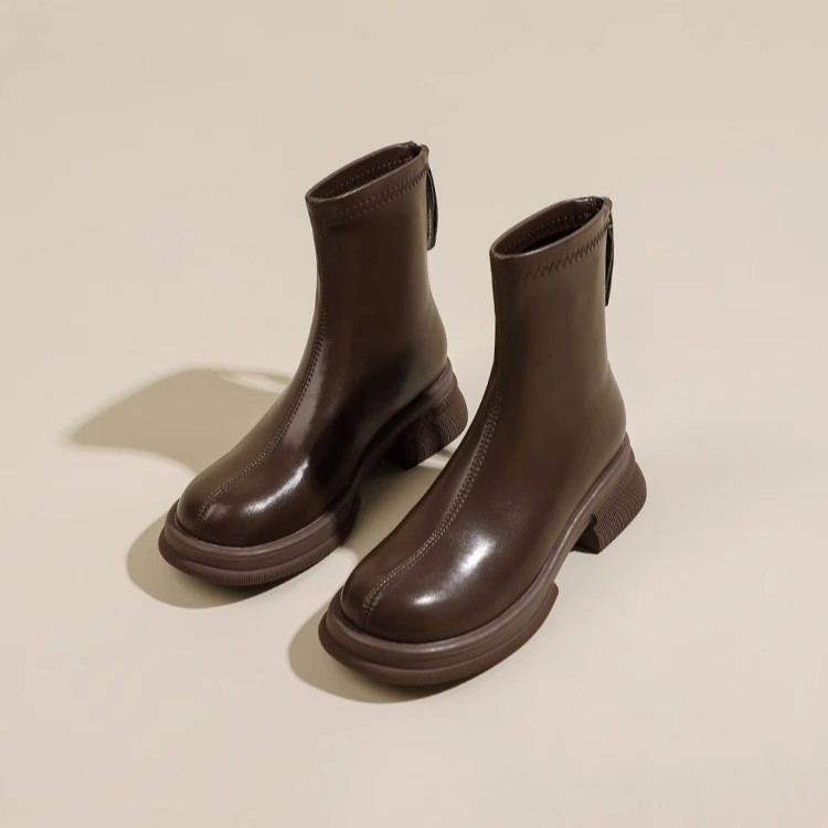 Sieviešu Martins zābaki ar biezu papēdi 3–5 cm, virsējais materiāls Super Fiber, gumijas zole, aizmugurē rāvējslēdzējs, ūdensizturīgi