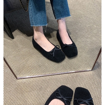 Ženske balerinke s pahuljastim gornjim dijelom, slip-on, okrugli nos, gumeni potplat, visina pete 3-5 cm