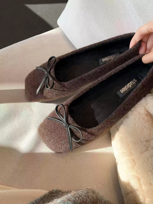 Ženske balerinke s pahuljastim gornjim dijelom, slip-on, okrugli nos, gumeni potplat, visina pete 3-5 cm