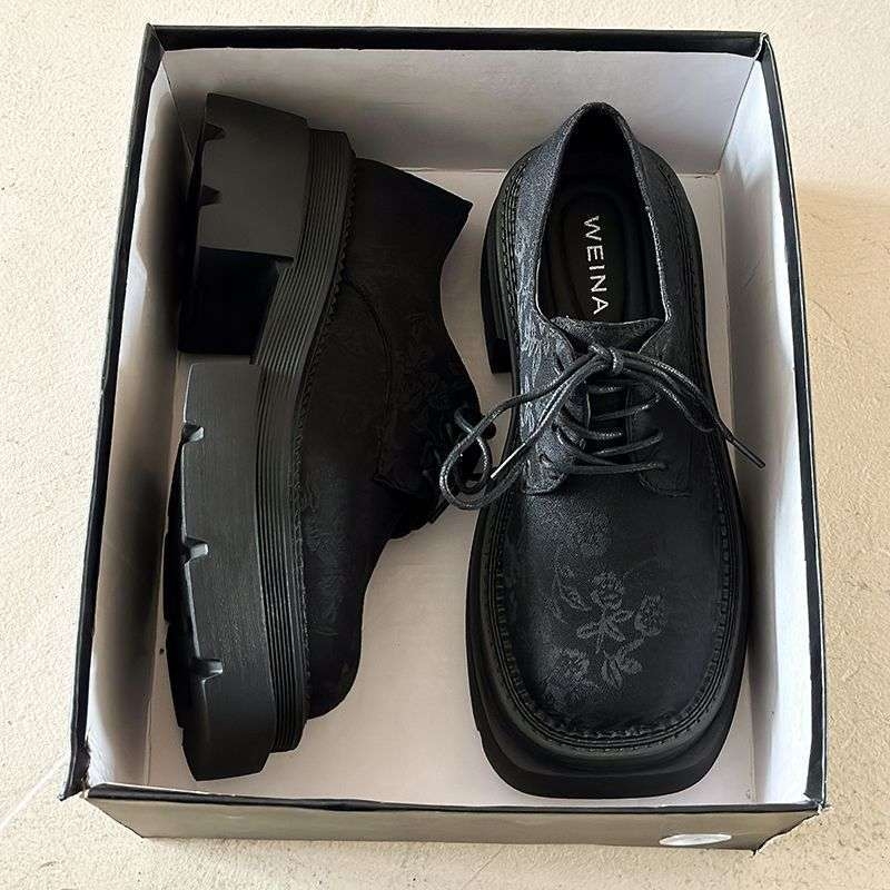 Ženske PU loaferice s uzorkom lubanje, okrugli vrh, srednja visina potplata, debeli potplat, korejski stil s kopčom, proljetne cipele