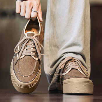 Vīriešu kedas rudens 2025 — auduma augšdaļa, PVC zole, 3–5 cm papēža augstums, šņorējams