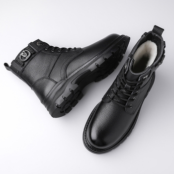 Martin csizmák első réteg marhabőr felsőrész, gumitalp, csúszásmentes, meleg belső műszőrme talpbetéttel