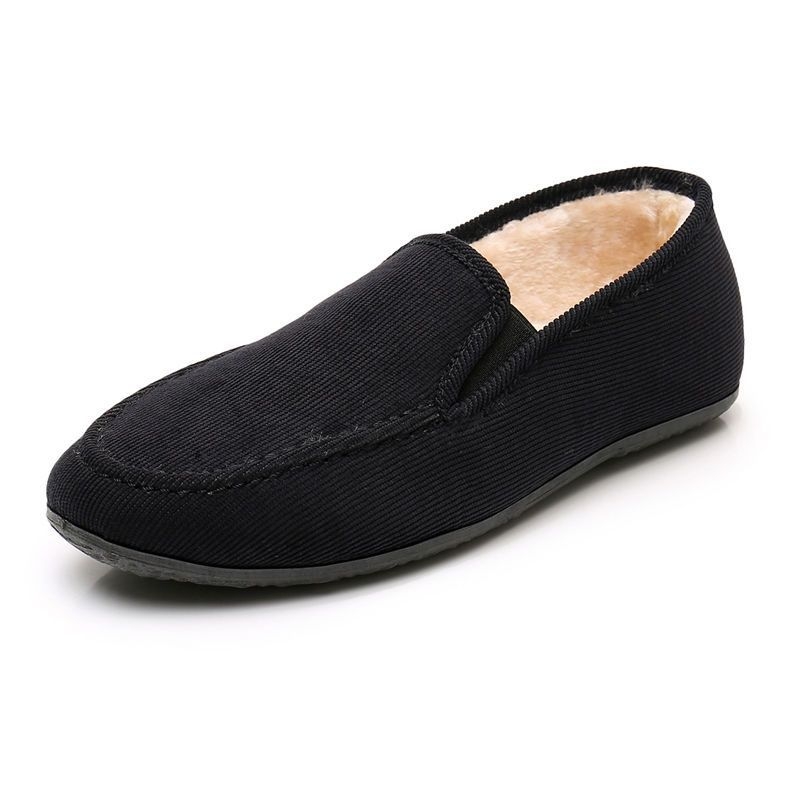 Pánske zimné slip-on mokasíny s fleecovou podšívkou, vrchný materiál bavlna, špičatý nos, gumová podrážka