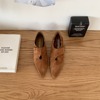 Moterų bateliai su aštriu pirštu, viršutinė medžiaga: superfibra, žemas plokščias kulnas, PU pada, vidpadis mikropluošto