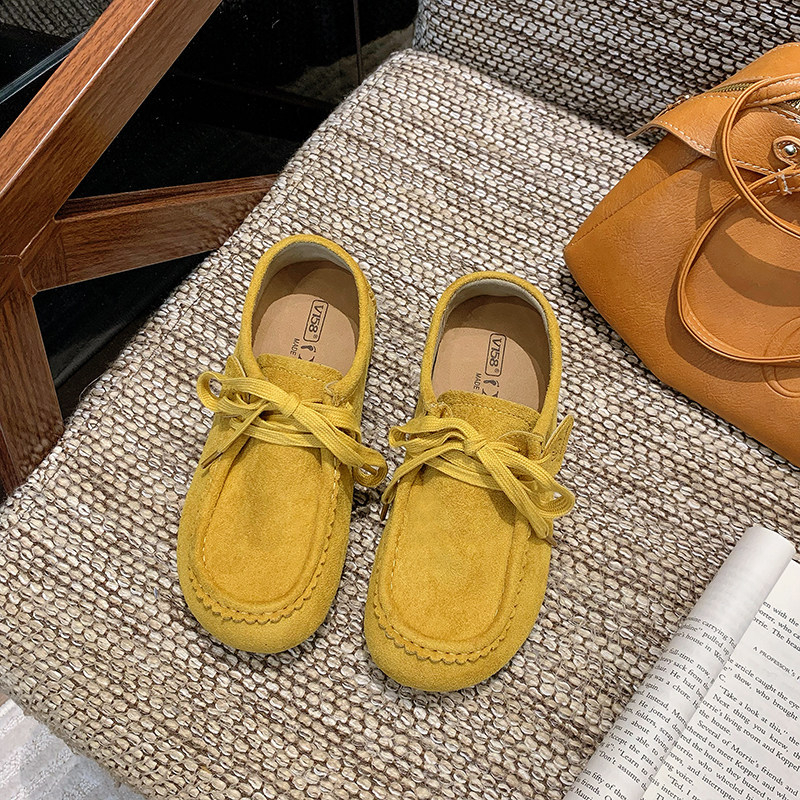 Ženski nubuk loafers s prednjim vezivanjem, zaobljen vrh, gumeni potplat, PU uložak, visina potpetice 3–5 cm