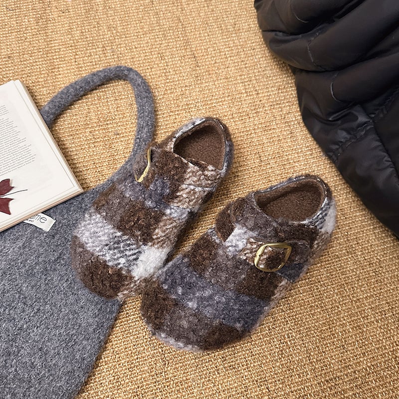 Mary Jane szőrös balerina – velúr felsőrész, belső műszőr bélés, Velcro-zár, PVC talp, alacsony sarok 1–3 cm, kerek orr, téli mindennapi viselet