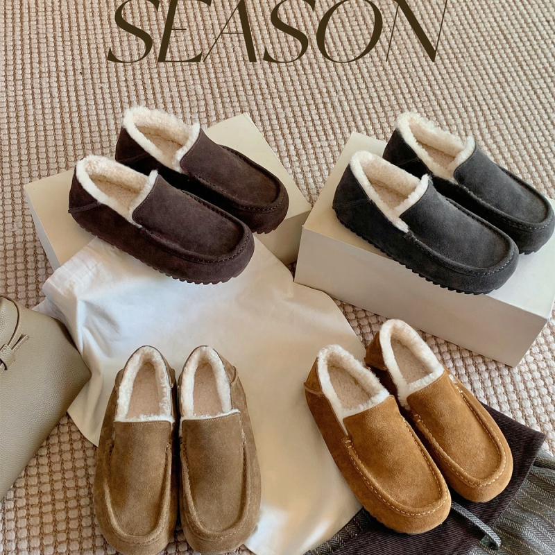 Naiselikud mokasinid veisnahast, kõrge ülaosa, 4 cm kõrgendusega, ümmarguse ninaga, kummist talla