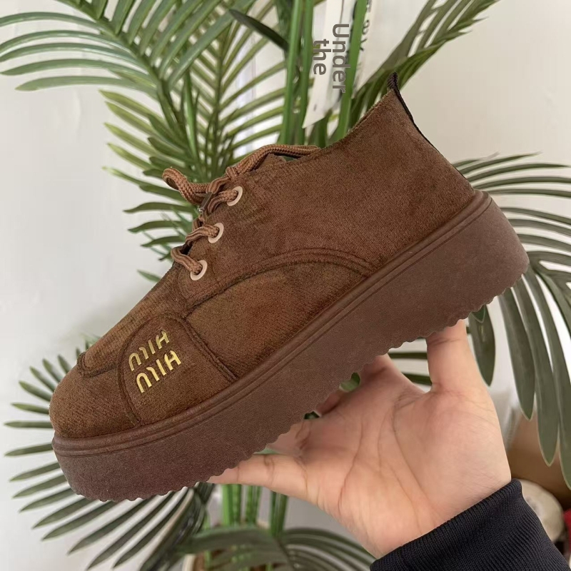 Dámske loafers v kórejskom štýle s plyšovou výstelkou, semišový vršok, okrúhla špička, rovná päta, PVC podrážka