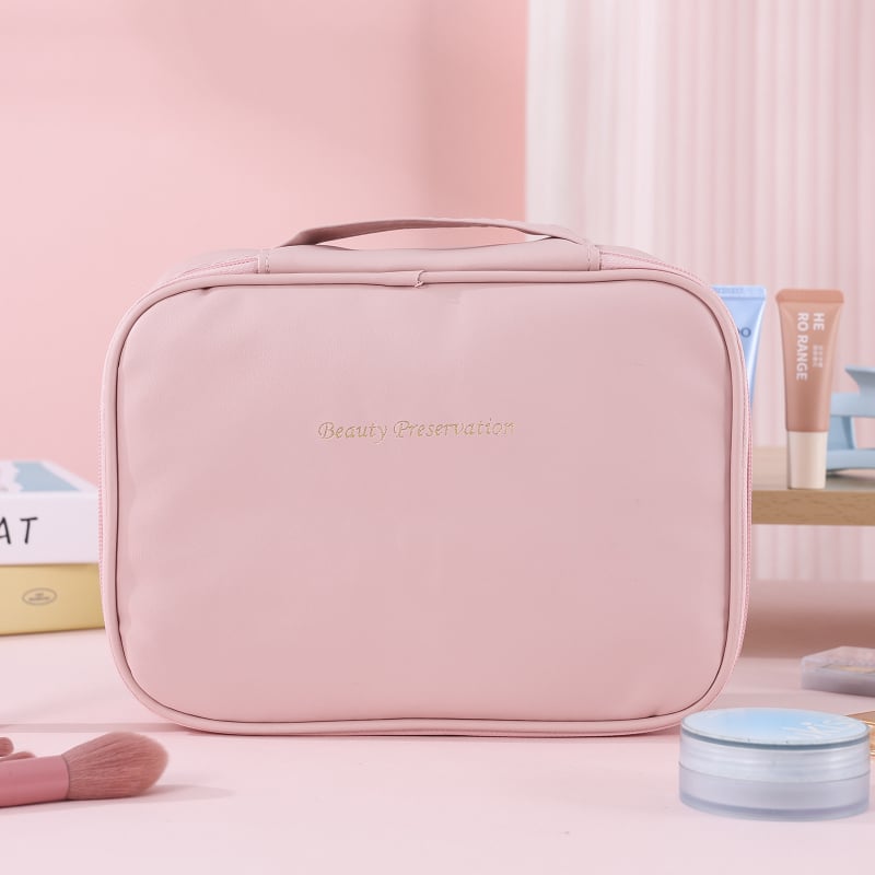 Козметична и тоалетна чанта за пътуване — водоустойчива, полиестер, модел с букви, подплата полиестер, цип