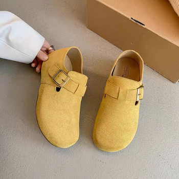 Loafers με κούμπωμα, σουέντ επάνω μέρος, εσωτερική αύξηση ύψους, 3–5 εκ τακούνι, σόλα από καουτσούκ