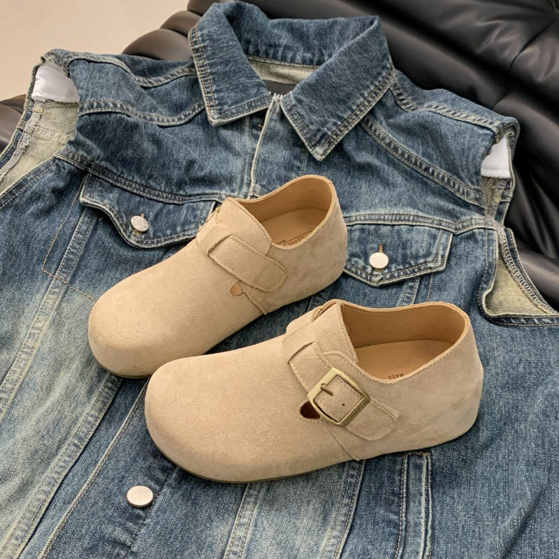 Loafers με κούμπωμα, σουέντ επάνω μέρος, εσωτερική αύξηση ύψους, 3–5 εκ τακούνι, σόλα από καουτσούκ