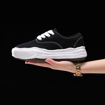 Unisex auduma skeita kurpes ar šaha laukuma rakstu, apaļš purns, gumijas zole, šņorēšana