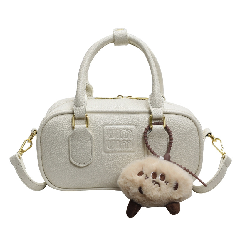 PU keresztbody táska, Boston stílus, párnás alak, cipzáras nyitás, poliészter bélés, belső zseb cipzárral és telefon zseb, egy vállpánt, mindennapi használatra