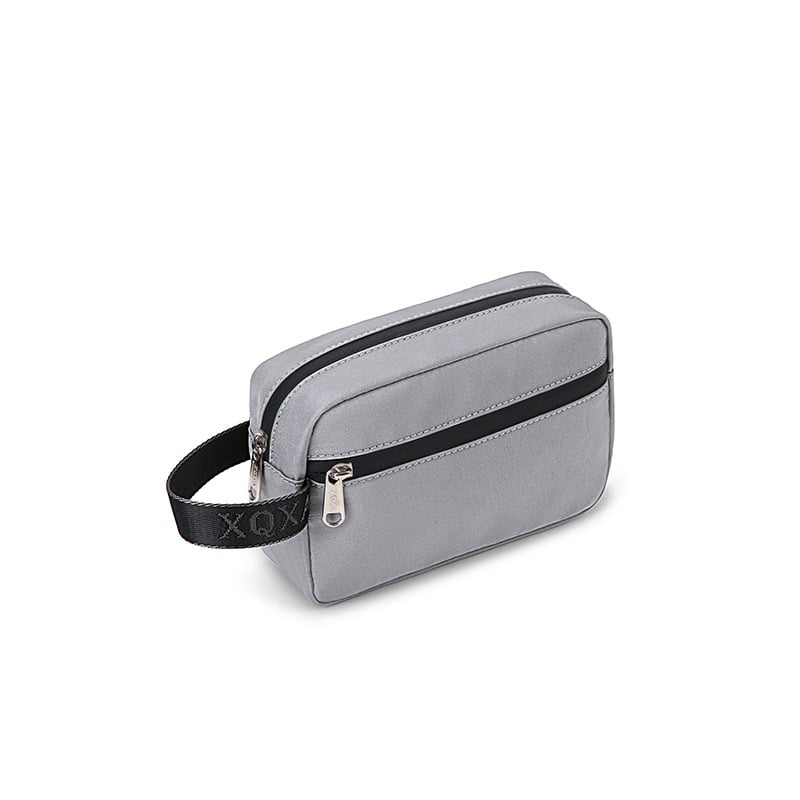 Чанта за тоалетни принадлежности от водоотблъскващ найлон, подплатена полиестер; едноцветен дизайн; унисекс; за ежедневни и делови пътувания