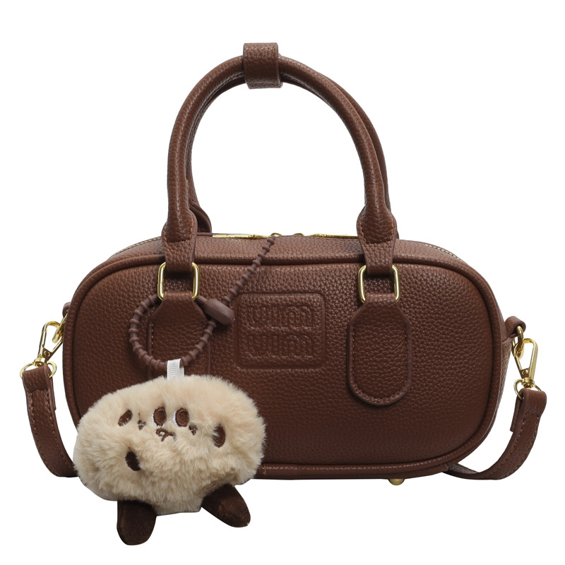 PU kožená crossbody taška, tvar vankúša, zapínanie na zips, vnútorný vrecko typu patch, vrecko na telefón