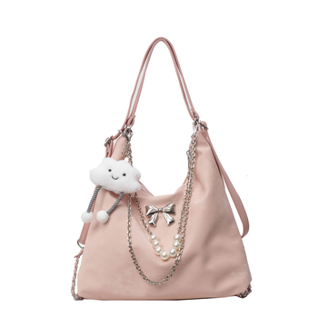 Női hátizsák – nagy kapacitású, szintetikus bőrből, PU bélés, cipzáras záródás, belső cipzáras zseb, laminált zseb, vízszintes négyzetes forma