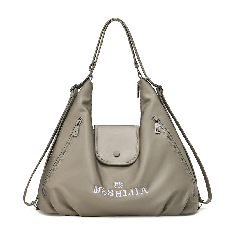 Vállon átívelő oldaltáska - Nylon; Cipzár; Horizontális négyzet alakú forma; Zsebes belső: cipzáras zseb és telefonzseb