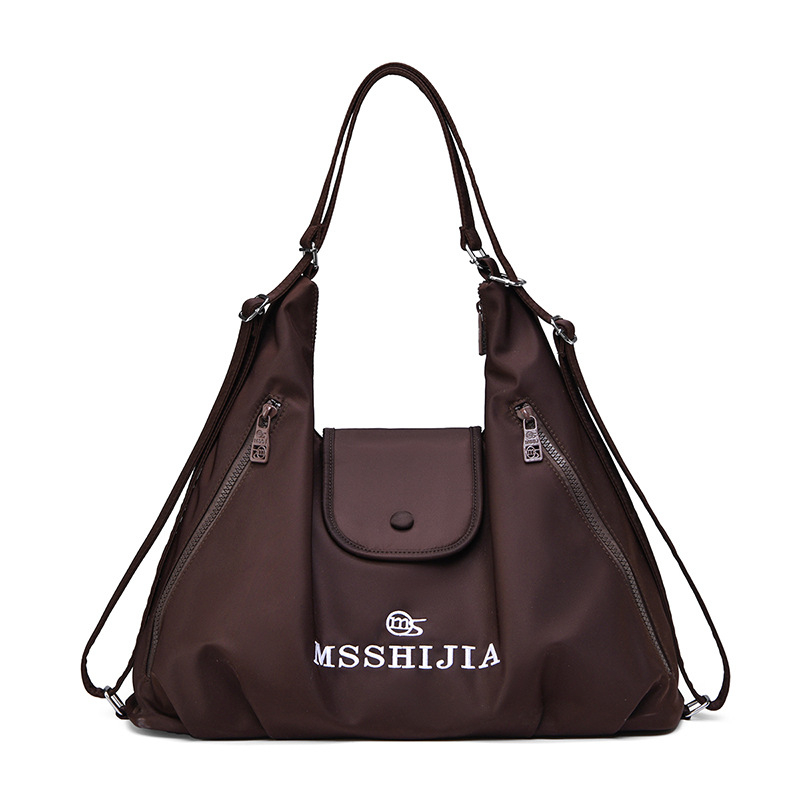 Vállon átívelő oldaltáska - Nylon; Cipzár; Horizontális négyzet alakú forma; Zsebes belső: cipzáras zseb és telefonzseb