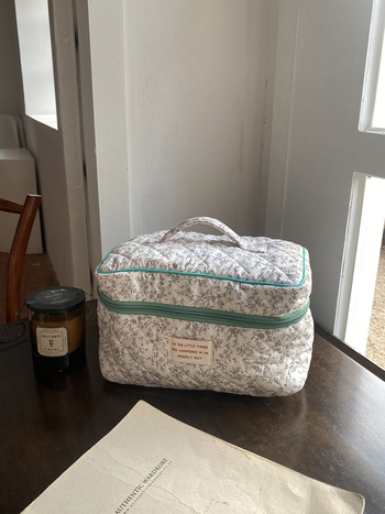 Козметична чанта с плодова шарка, памучна външна част и полиестерна подплата, дишаща и ултралека, свеж и сладък стил за жени